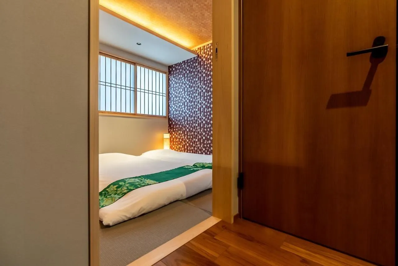 京 吉乃家 Apartment Kyoto 0*,  Japan
